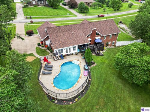125 Doris Ct, Elizabethtown, KY, 42701-9548 | Card Image
