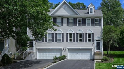 66 Whimble Ct, Wayne, NJ, 07470-8464 | Card Image