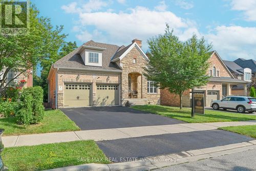 11 Haywood Drive, Brampton (Credit Valley), ON, L6X0W1 | Card Image