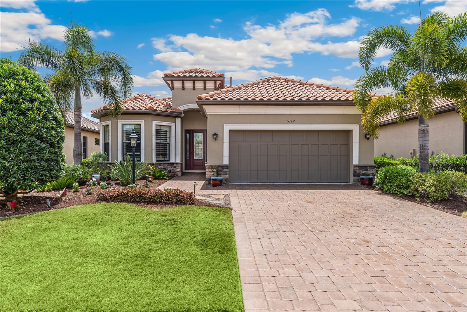 Napoli Run, Bradenton, FL 34211