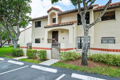 2002 - 2002 Congressional Way, Condo with 2 bedrooms, 2 bathrooms and null parking in Deerfield Beach FL | Image 3