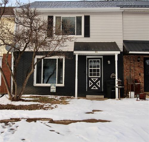 44 Sitting Bull Dr, Saint Albans, WV, 25177-3340 | Card Image