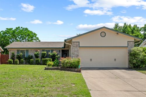 1801 Tyler Ave, Euless, TX, 76040-4827 | Card Image