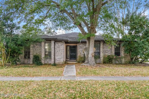 3056 Bridgeview Dr, Jacksonville, FL, 32216-1456 | Card Image