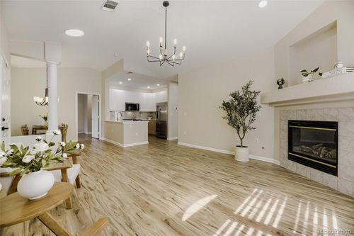 204-4045 S Crystal Cir, Aurora, CO, 80014-7140 | Card Image
