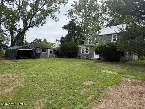 548 Hill Rd, Toms River, NJ, 08753-5659 | Card Image