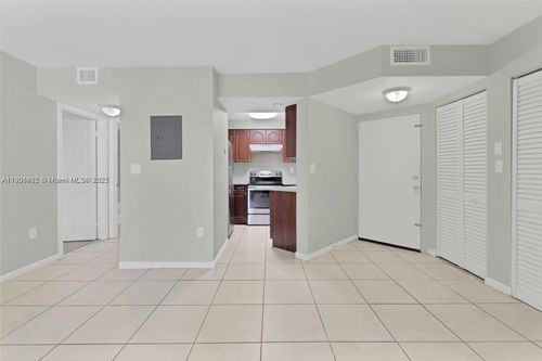 apt-203b-8335 Sw 152nd Ave, Miami, FL, 33193-4018 | Card Image