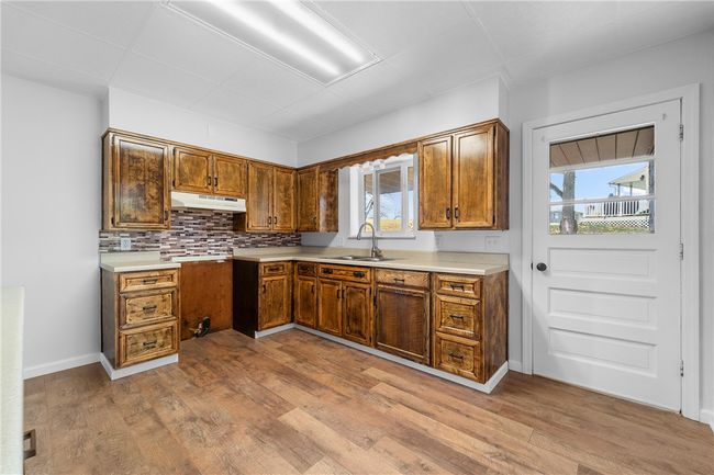 52 Grant St, House other with 3 bedrooms, 2 bathrooms and null parking in Cokeburg PA | Image 6