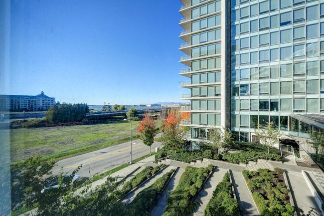 402 - 5177 Brighouse Way, Condo with 2 bedrooms, 2 bathrooms and 2 parking in Richmond BC | Image 3