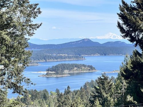 151 Devine Dr, Salt Spring Island, BC, V8K2H5 | Card Image