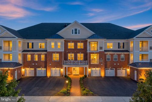 205-21007 Rocky Knoll Sq, ASHBURN, VA, 20147-5699 | Card Image