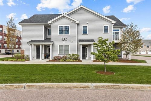 7-132 Stillwater Ln, Williston, VT, 05495-8082 | Card Image