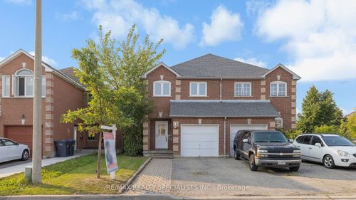 42 Caruso Dr, Brampton, ON, L6Y5B2 | Card Image