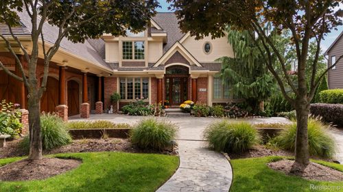 433 John R, Milford, MI, 48381-1848 | Card Image