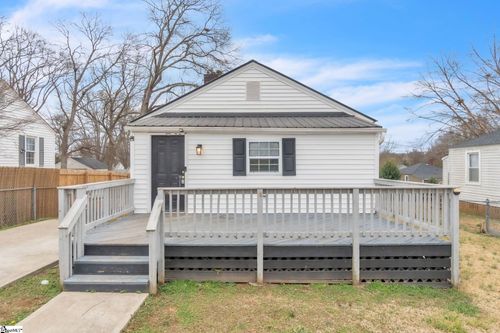 741 Maywood St, Spartanburg, SC, 29303-3885 | Card Image