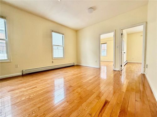 2r-561 61st St, Brooklyn, NY, 11220-4605 | Card Image