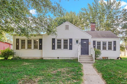 417 S Toner St, Kewanna, IN, 46939-8506 | Card Image