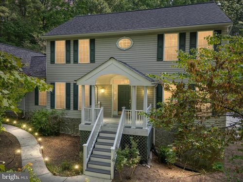 3501 Marthas Vineyard Way, Edgewater, MD, 21037-4700 | Card Image