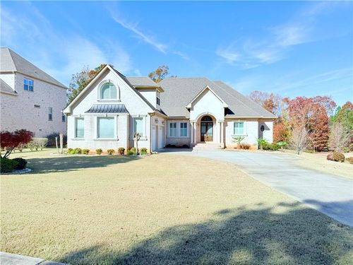 2308 Braunsroth Ln, Hampton, GA, 30228-6099 | Card Image