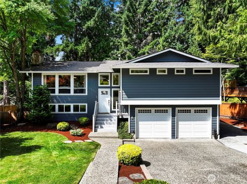 10417 165th Pl Ne, Redmond, WA, 98052-2763 | Card Image