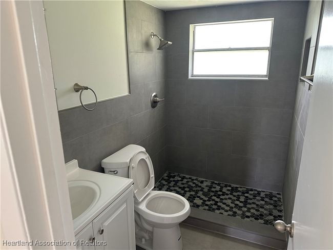 1834 Koy Dr, House other with 3 bedrooms, 2 bathrooms and null parking in Sebring FL | Image 10