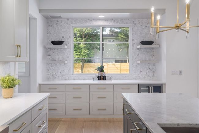 1703 Piedmont Ave, House other with 4 bedrooms, 4 bathrooms and 2 parking in Austin TX | Image 13