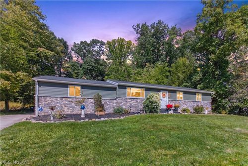 207 Spring Creek Rd, Northfield, OH, 44067-2033 | Card Image