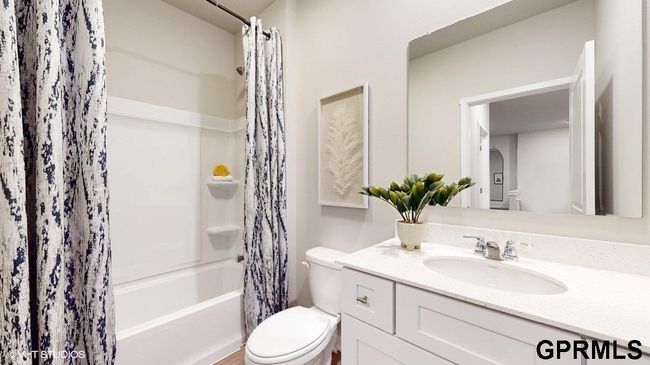 7717 N 170 Th St, Townhouse with 4 bedrooms, 3 bathrooms and 2 parking in Bennington NE | Image 15