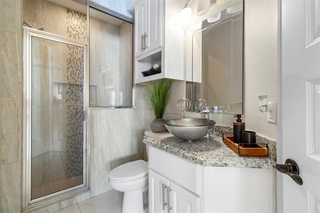 3401 E Stevenson Ave, House other with 5 bedrooms, 5 bathrooms and 2 parking in Alton TX | Image 20