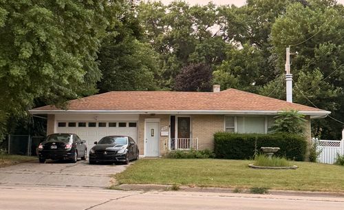 3910 Guilford Rd, Rockford, IL, 61107-3667 | Card Image