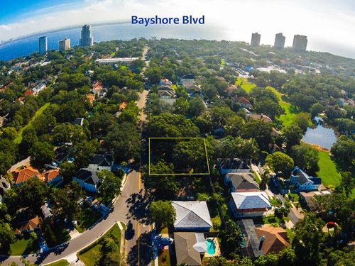 3136 W Euclid Ave, TAMPA, FL, 33629-8920 | Card Image