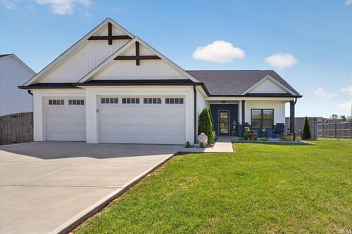 634 E Benjamin St, Ellettsville, IN, 47429-2054 | Card Image