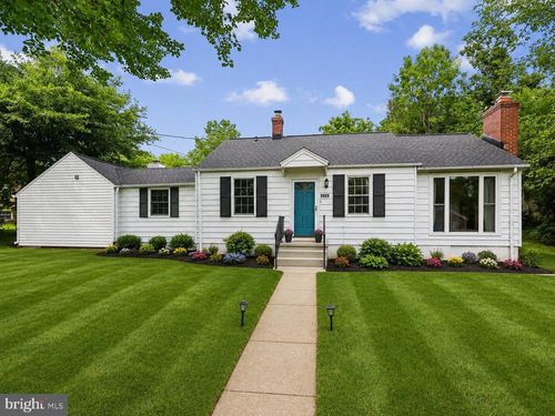 4247 Warren St, MARSHALL, VA, 20115-3753 | Card Image