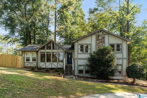 2366 Wine Ridge Dr, BIRMINGHAM, AL, 35244-2417 | Card Image