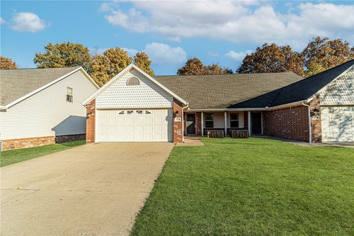 802 Nw Baker Street, Gravette, AR, 72736 | Card Image