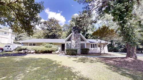 366 O Brian Dr, Stone Mountain, GA, 30088-1403 | Card Image