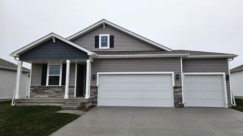 4217 Ne 12th St, Ankeny, IA, 50021-7503 | Card Image