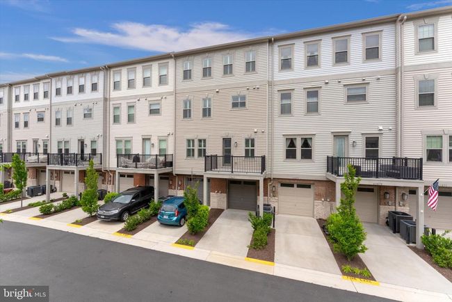42869 Littlehales Ter, Townhouse with 3 bedrooms, 3 bathrooms and null parking in ASHBURN VA | Image 41