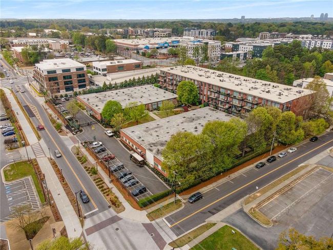 APT-2116 - 5200 Peachtree Rd, Condo with 1 bedrooms, 1 bathrooms and 2 parking in Chamblee GA | Image 27