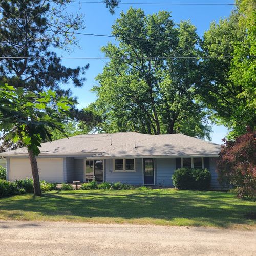 17115 Route 84 N, East Moline, IL, 61244 | Card Image