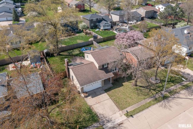 2149 W 30 Th St, House other with 3 bedrooms, 3 bathrooms and null parking in Davenport IA | Image 32
