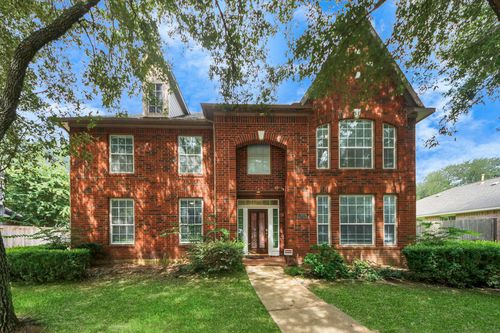 1302 Raintree Cir, Sugar Land, TX, 77479-4009 | Card Image