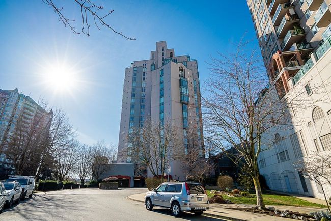 2003 - 8 Laguna Court, Condo with 2 bedrooms, 2 bathrooms and 2 parking in New Westminster BC | Image 32