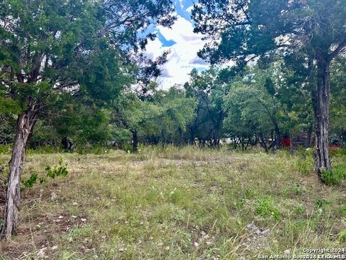 2220 Grandview Frst, Canyon Lake, TX, 78133-5067 | Card Image