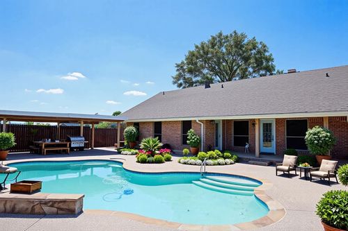 10575 Friendship Rd, Pilot Point, TX, 76258-6772 | Card Image