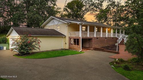 8422 Nc Highway 22 42, Bennett, NC, 27208-8259 | Card Image
