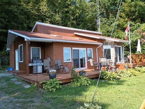 468 Champlain Rd, Penetanguishene, ON, L9M1S5 | Card Image