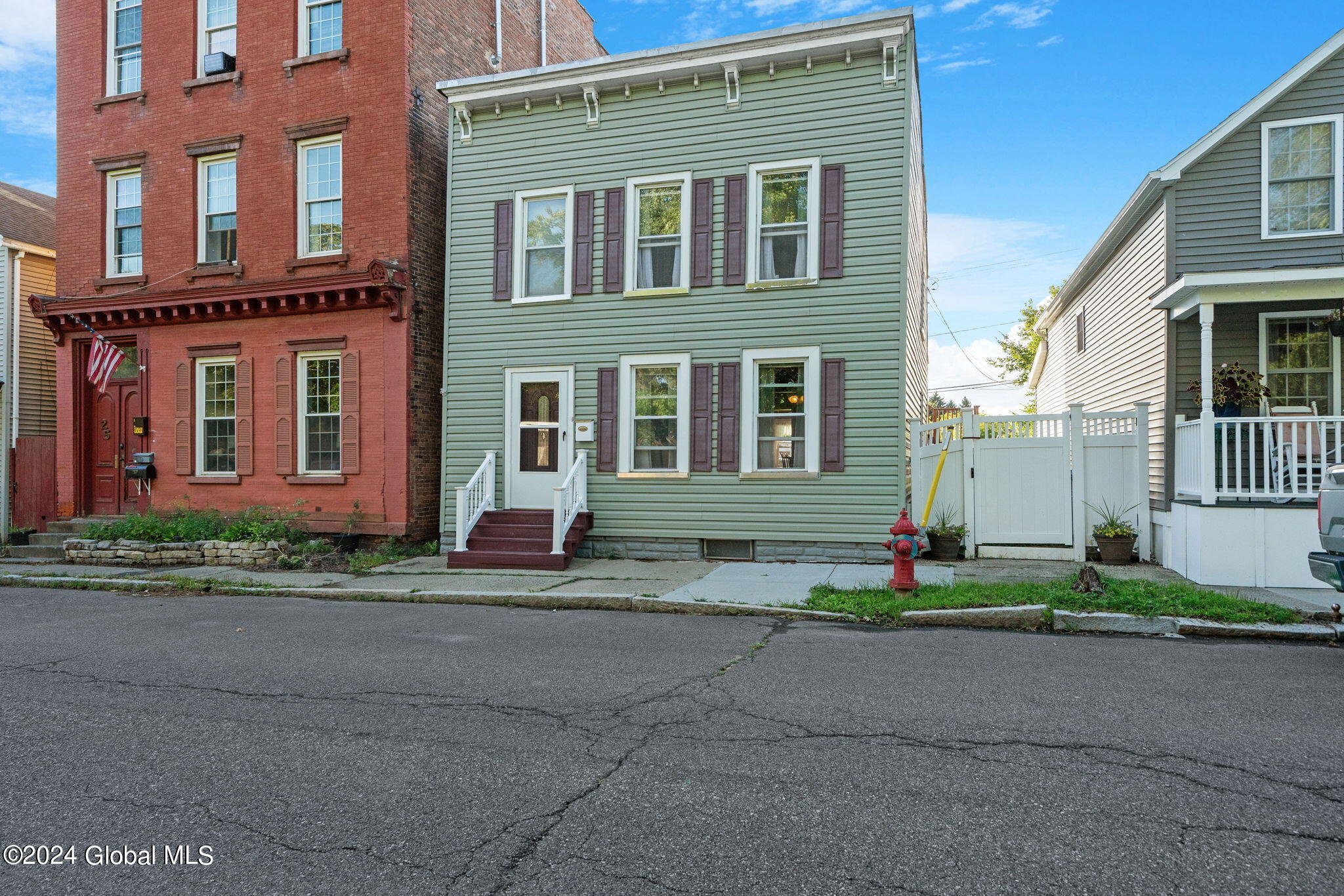 Johnston Ave, Cohoes, NY 12047