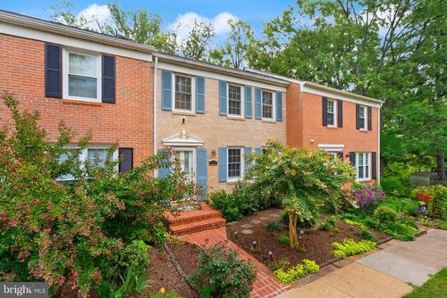 9507 Burdett Rd, BURKE, VA, 22015-1900 | Card Image