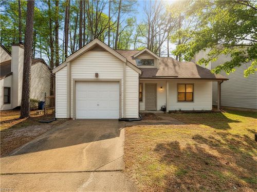 721 Longleaf Ln, Newport News, VA, 23608-1128 | Card Image